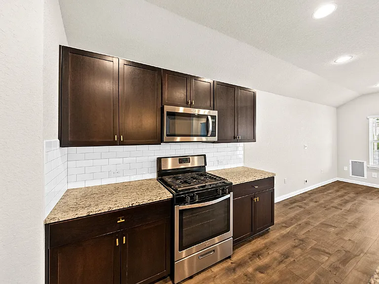 277 Orion Dr — Photo 10