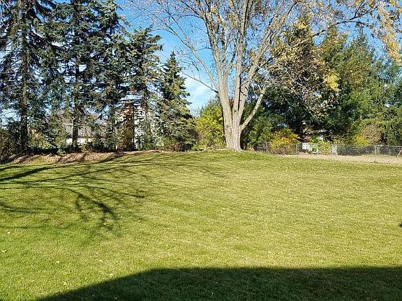 3rd image of 2131 Fawnwood Dr SE