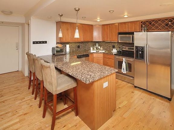 4th image of 601 W 11th Ave APT 222