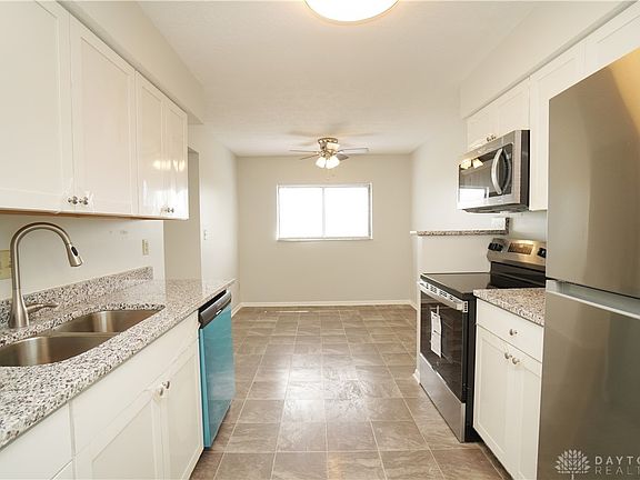 5th image of 9503 Woodland Hills Dr
