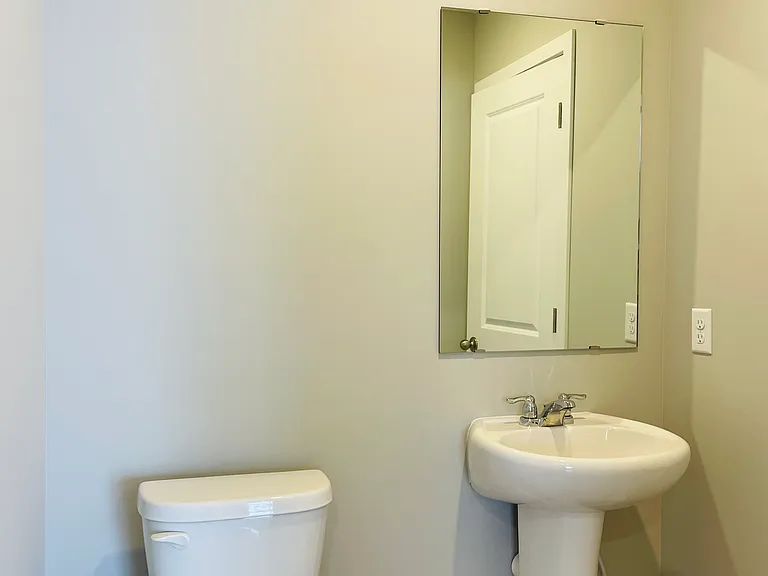 24151 Williams Rd — Photo 20