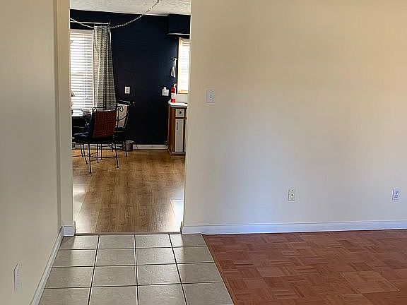 4th image of 3638 S Sulgrove Ave