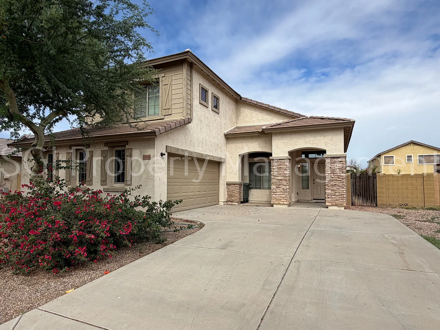 Beautiful Home Ready For Move In!! — Photo 1
