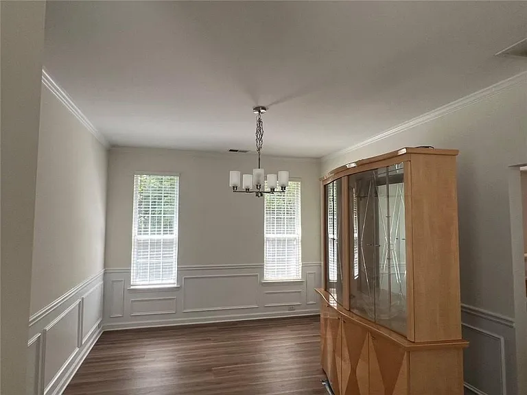 421 Holland Springs Dr — Photo 8
