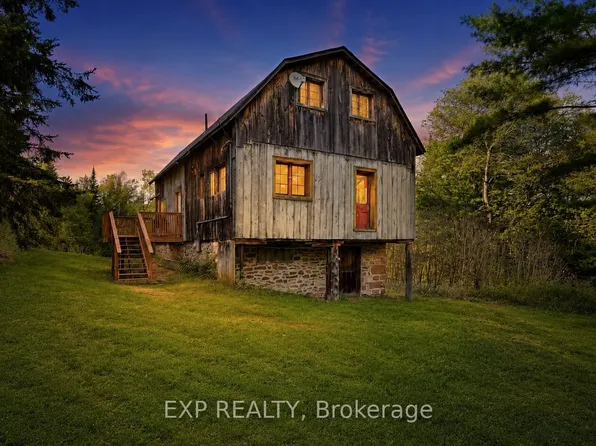 1057 Macduff Rd, Highlands East, ON K0L 2Y0
