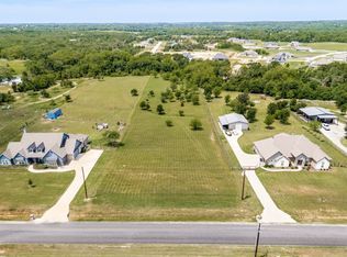 1009 Finney Dr, Weatherford, TX 76085