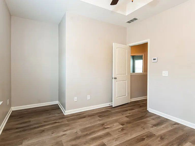 69 Howard Ave NW — Photo 10