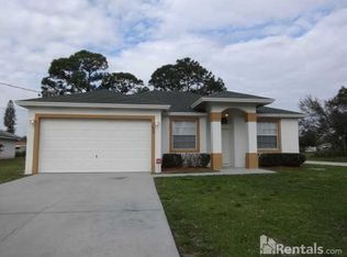 802 SE Prineville St, Port Saint Lucie, FL 34983