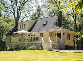 25 Cleveland Dr, Kerhonkson, NY 12446