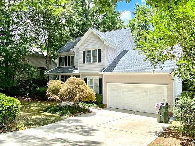 305 Caraway Ln — Photo 2