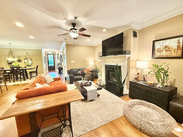 465 Chapel Grove Ln — Photo 4