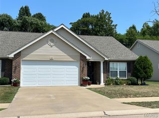 39 Parkville Ln, Festus, MO 63028