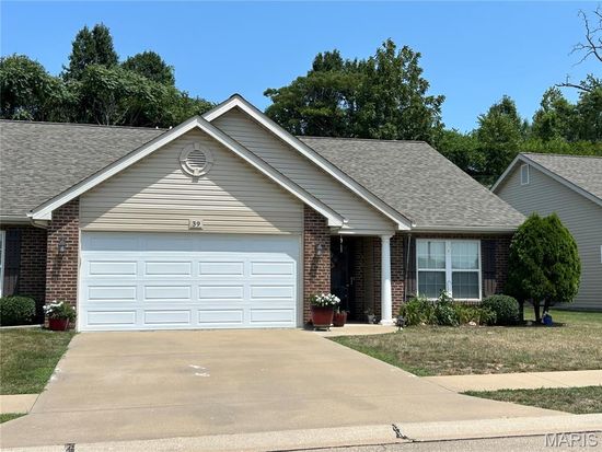39 Parkville Ln, Festus, MO 63028