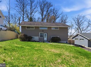 18 Abbeyview Ave, Willow Grove, PA