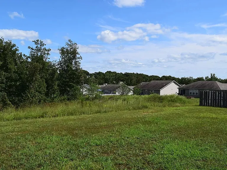 24353 Tanglewood Rd — Photo 5