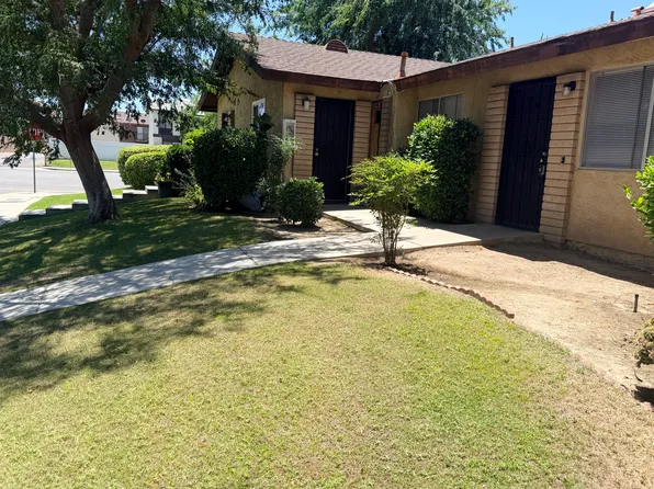 8000 N Laurelglen Blvd APT B, Bakersfield, CA 93309