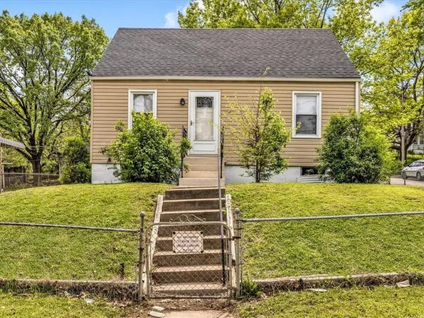 7001 E 17th St, Kansas City, MO 64126