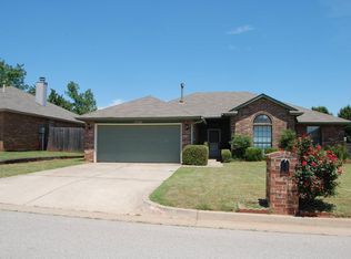 17220 Crest Valley, Edmond, OK 73012