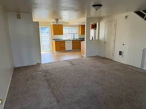1895 11th Pl Photo 1
