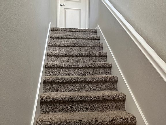 5th image of 28430 Casselman Ln