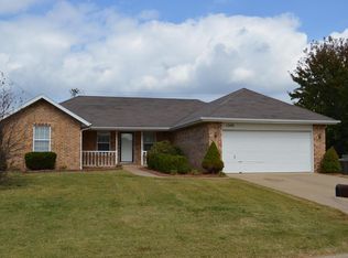 1249 Verna Ln, Nixa, MO 65714