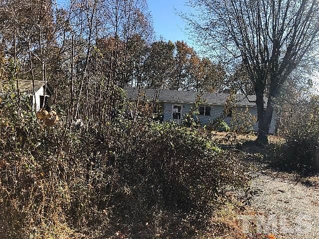 2nd image of 237 Hendricks Cir