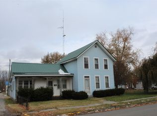 404 W 2nd St, Ligonier, IN 46767