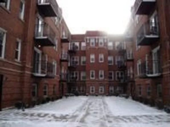 2107 E 67th St APT G3, Chicago, IL 60649