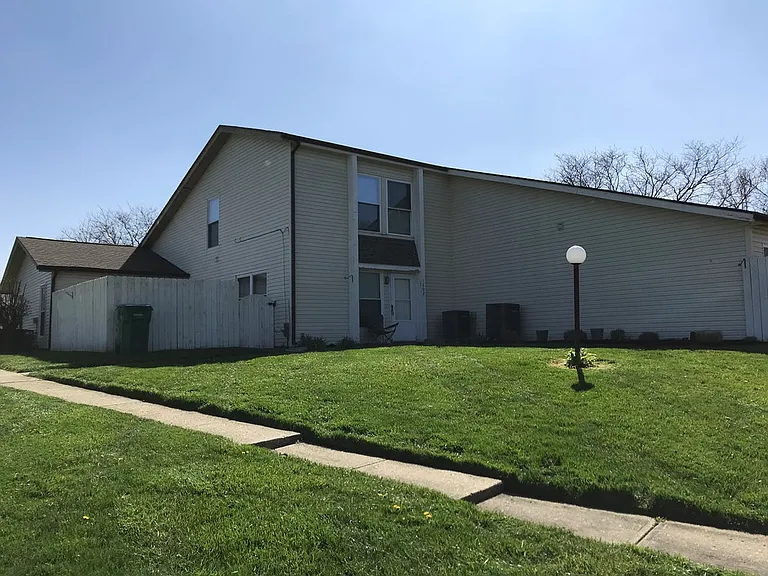 1200 Robbins Run Ct #1204 — Photo 2