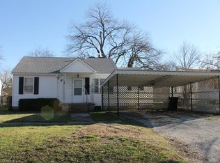 721 W 5th St, Ada, OK 74820