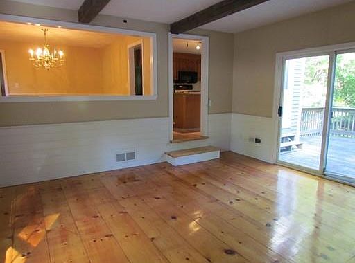 5th image of 65 Cherlyn Dr
