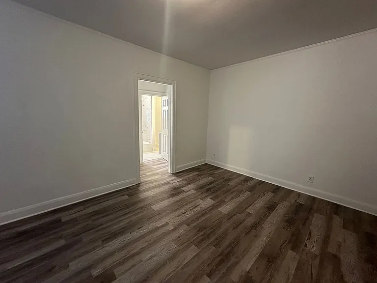1556 Polk St — Photo 12