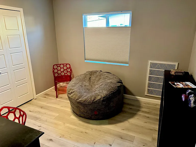 1510 E Whitton Ave — Photo 26