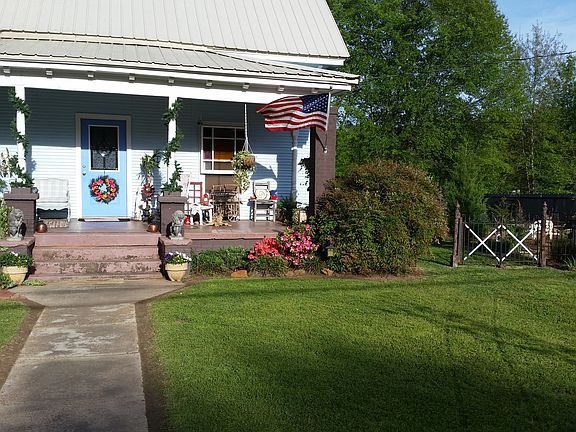 4th image of 3304 S Washington Ave