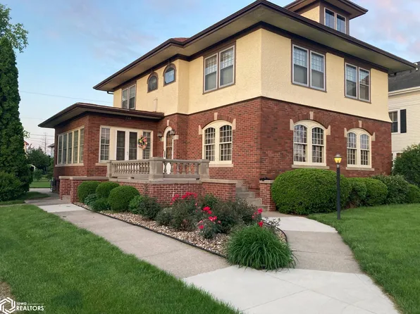 708 W Main St, Marshalltown, IA 50158