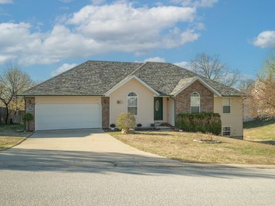 417 Ravenwood, Neosho, MO, 64850