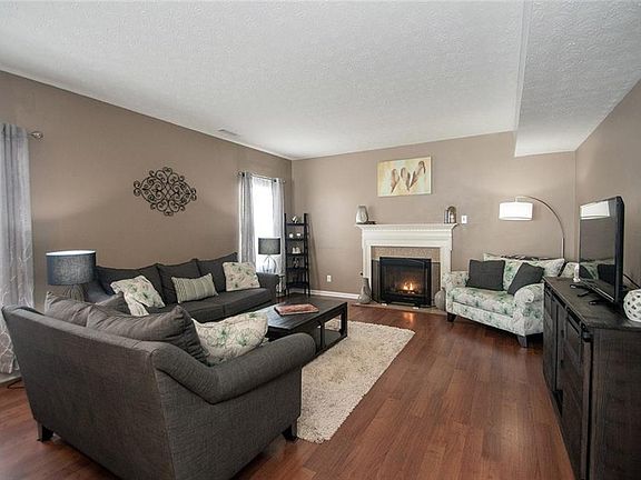5th image of 15187 Gallow Ln
