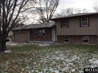 20272 Pinkney St, Elkhorn, NE 68022