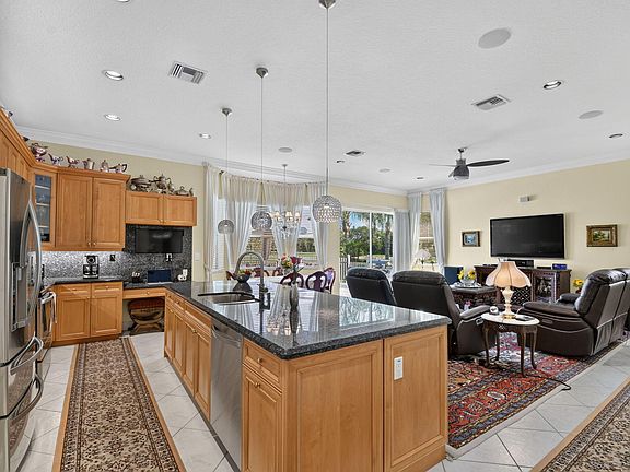 4th image of 6655 Emalyn Court