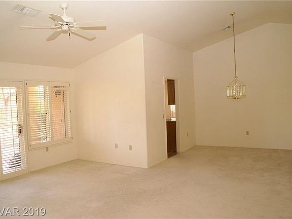 5th image of 2616 Silverton Dr