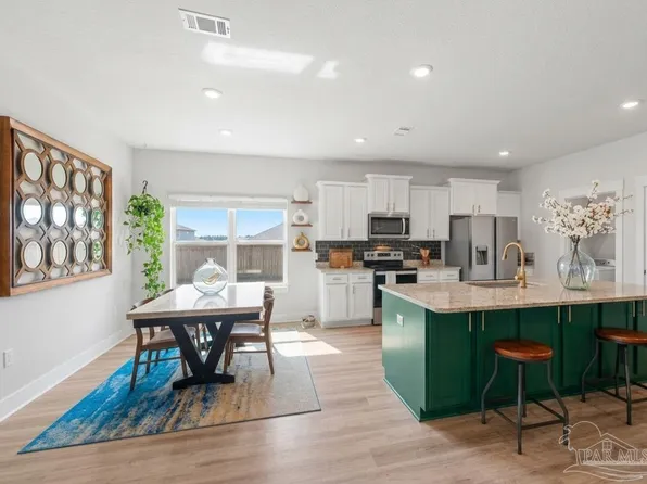 7780 Saddlebrook Ave, Pace, FL 32571