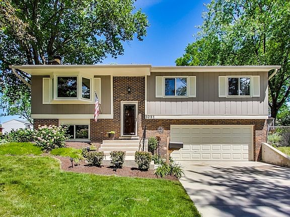 1051 Windsor Dr, Wheaton, IL 60189 | Zillow