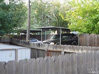 2nd image of 2249 Sacramento St