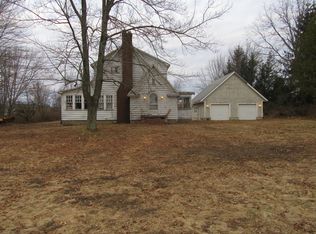 2182 Lakewood Rd, Whitehall, MI 49461