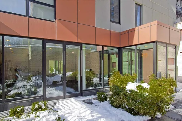 Sold by ROOM Real Estate | media 2