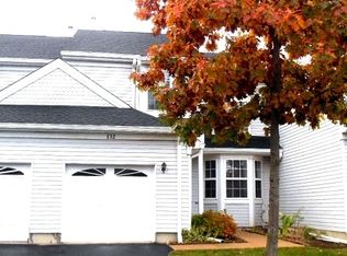 132 Colony Club Dr, Sayreville, NJ 08872
