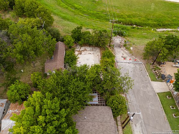 5th image of 713 N NAVIDAD ST LOT NCB 2
