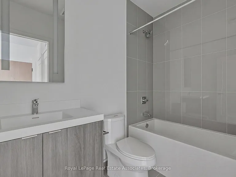 25 Cordova Ave #1212 — Photo 15