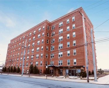 560 W Broadway #3H, Long Beach, NY, 11561