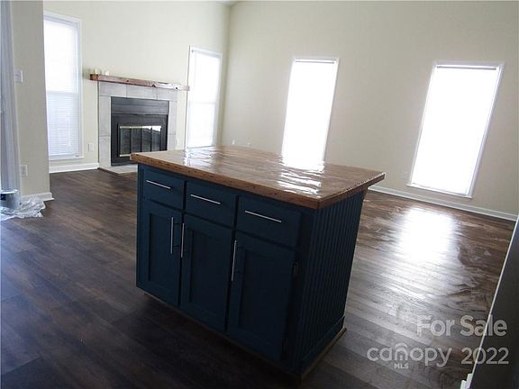 4th image of 6807 Cabot Cir